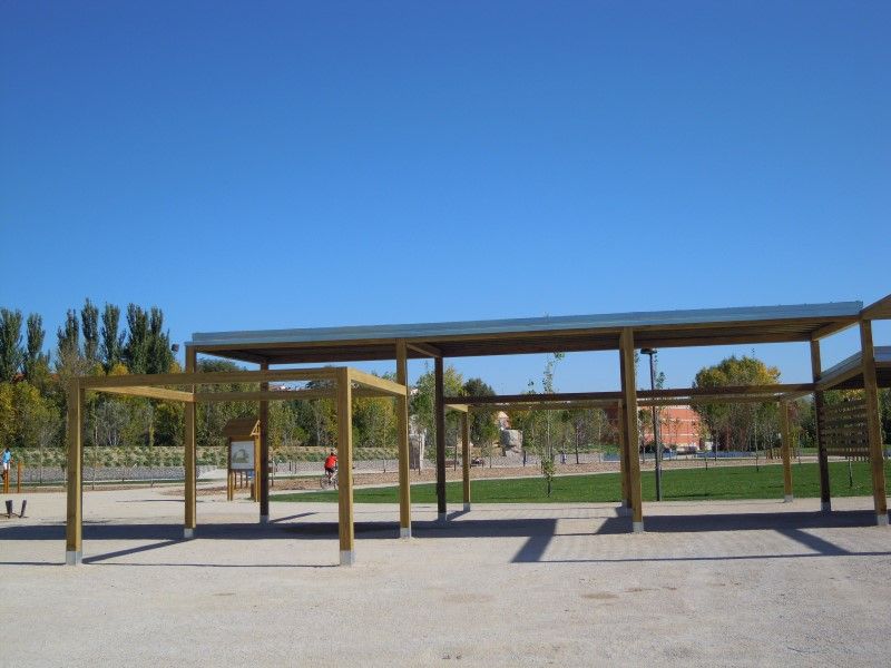 PÉRGOLA (ARROYO DE LA ENCOMIENDA)